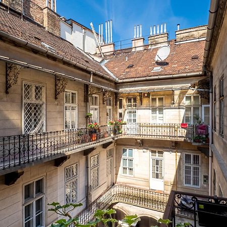 Sandrina Basilica Apartment بودابست المظهر الخارجي الصورة